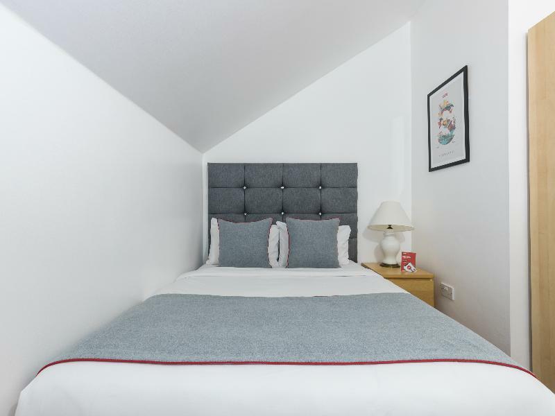 Oyo St Andrews Hotell Edinburg Exteriör bild
